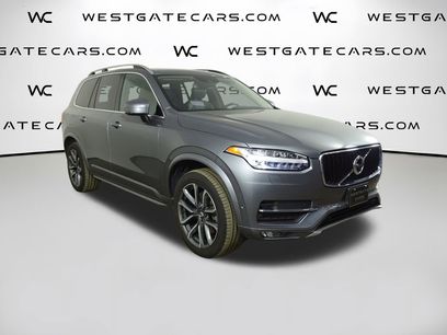 Used 2019 Volvo XC90 T5 Momentum w/ Advanced Package