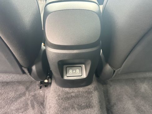 Certified 2025 Hyundai Elantra Sport FWD image 24