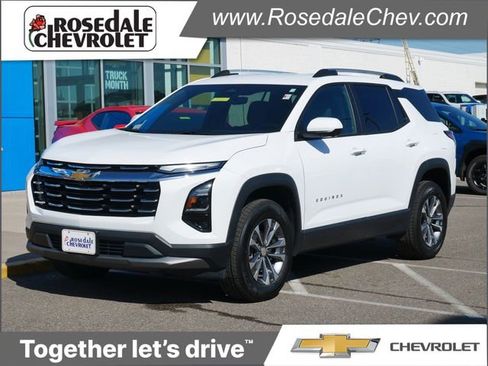 Used 2025 Chevrolet Equinox LT w/ Convenience Package II AWD/4WD image 1