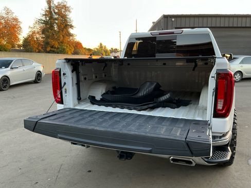 Used 2021 GMC Sierra 1500 SLT w/ SLT Premium Package image 27