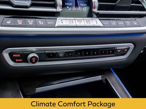 Used 2022 BMW X5 xDrive45e w/ Climate Comfort Package image 28