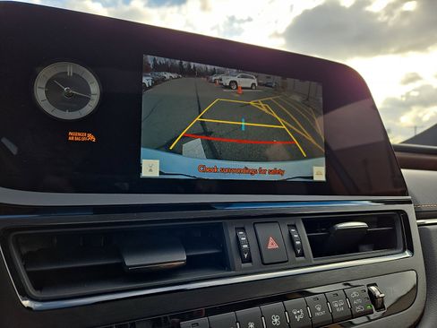 Used 2023 Lexus ES 350 w/ Premium Package image 19