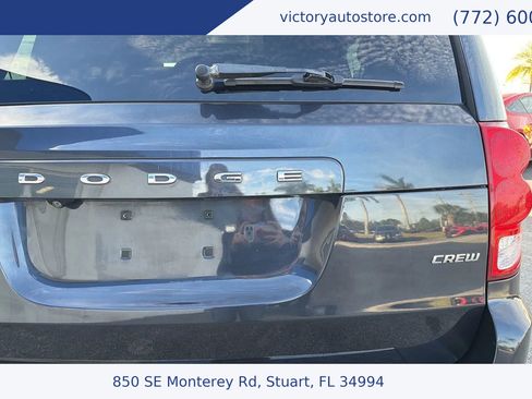 Used 2013 Dodge Grand Caravan Crew image 9