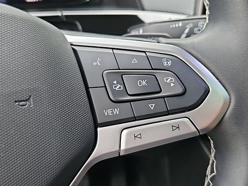 Certified 2025 Volkswagen Atlas Cross Sport SEL AWD/4WD image 24