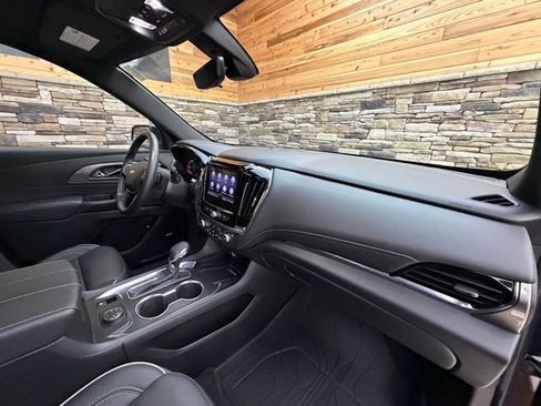 Used 2023 Chevrolet Traverse Premier w/ LPO, Floor Liner Package AWD/4WD image 15