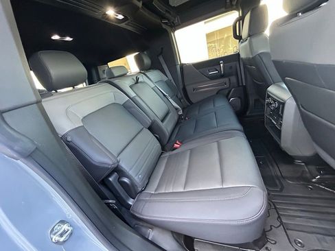 Used 2025 GMC Hummer EV 2X image 57
