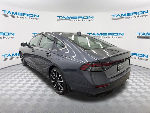 Used 2024 Honda Accord Touring image 3
