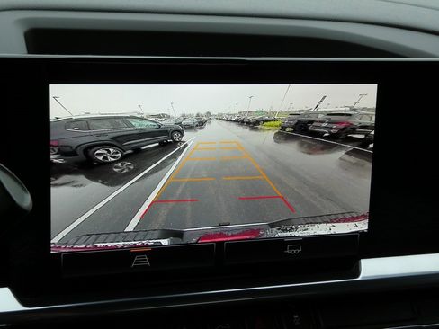 Used 2024 GMC Sierra 2500 SLE w/ SLE Convenience Package image 7