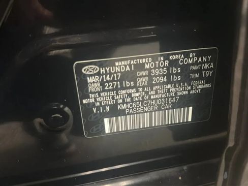 Used 2017 Hyundai Ioniq Blue FWD image 29