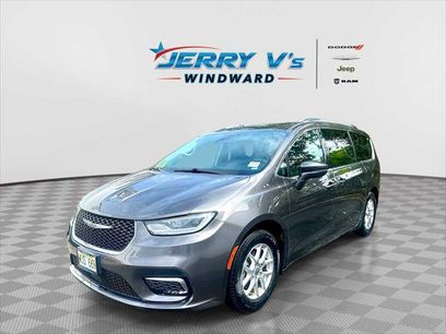 Certified 2022 Chrysler Pacifica Touring-L