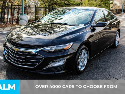 Used 2024 Chevrolet Malibu LT image 3