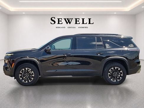 Used 2026 Chevrolet Traverse Z71 w/ Driver Confidence Package AWD/4WD image 2