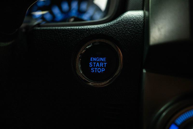 Used 2018 Toyota 4Runner Limited AWD/4WD image 18