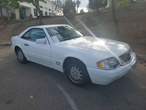 Used 1997 Mercedes-Benz SL 320 image 1