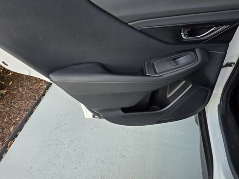 Used 2025 Subaru Outback Premium AWD/4WD image 29