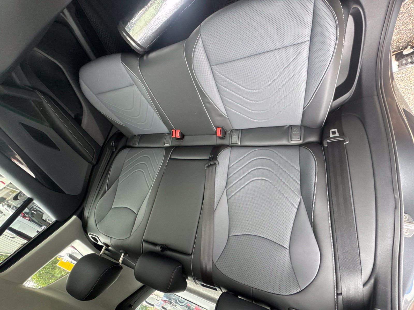Used 2026 Volkswagen Tiguan SE AWD/4WD image 19