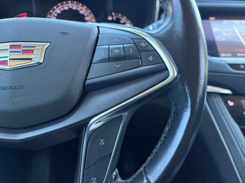 Used 2019 Cadillac XT5 Luxury image 17