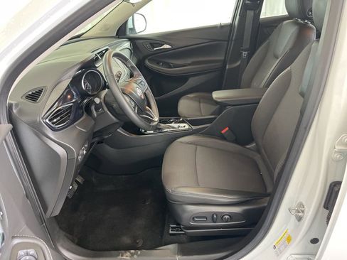 Used 2023 Buick Encore GX Preferred w/ Cold Weather Comfort Package FWD image 3