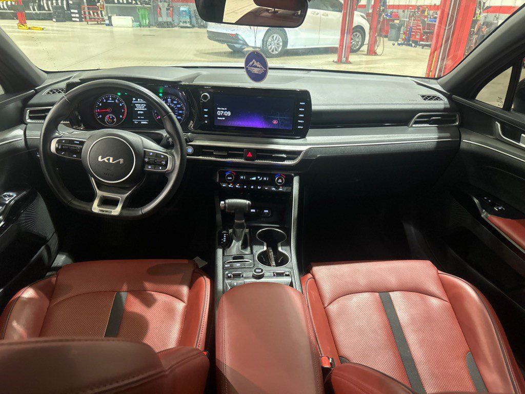 Used 2024 Kia K5 GT-Line w/ GT-Line Premium Package FWD image 6
