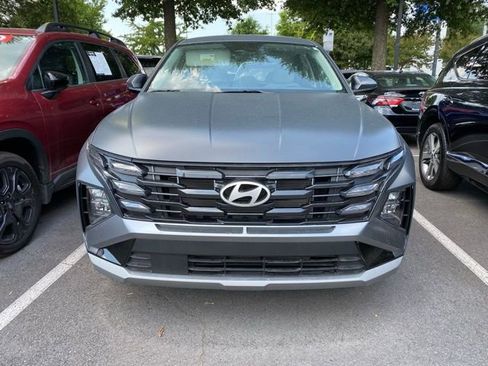Used 2025 Hyundai Tucson SEL image 2
