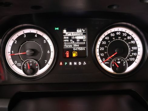 Used 2017 RAM 1500 Express AWD/4WD image 4
