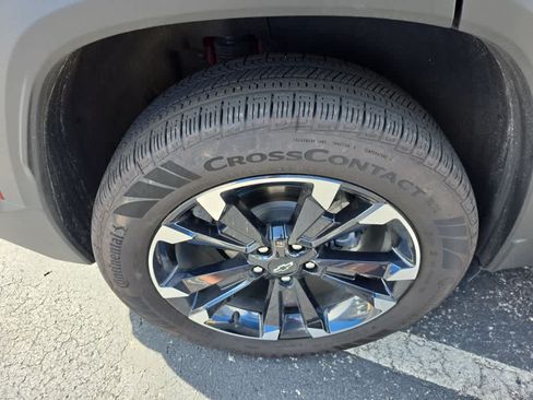 Used 2026 Chevrolet Equinox RS w/ Convenience Package III FWD image 19