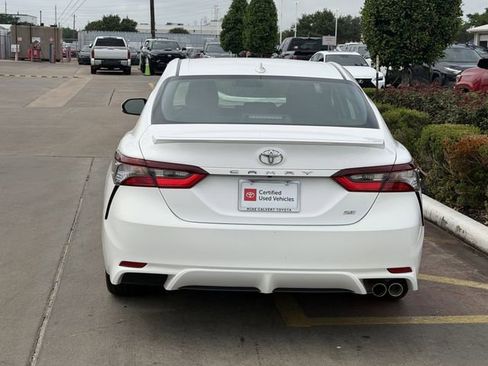 Certified 2024 Toyota Camry SE FWD image 5