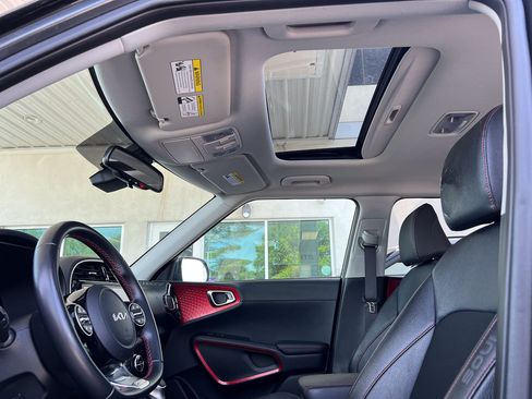Used 2023 Kia Soul GT-Line FWD image 22