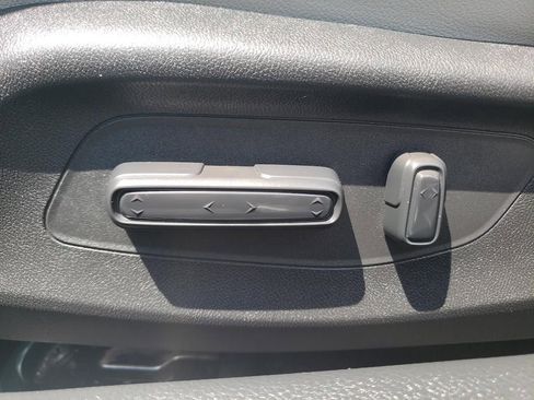 Certified 2025 Acura Integra FWD image 16