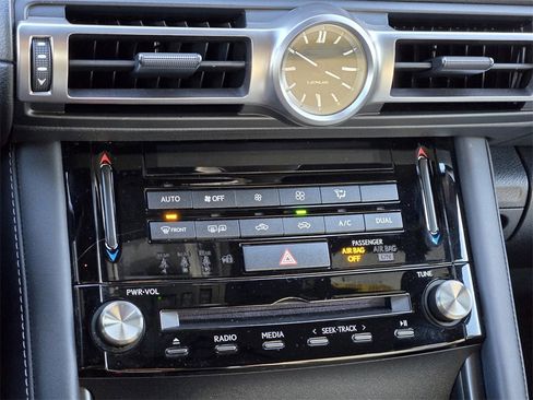 Used 2022 Lexus IS 350 F Sport image 20