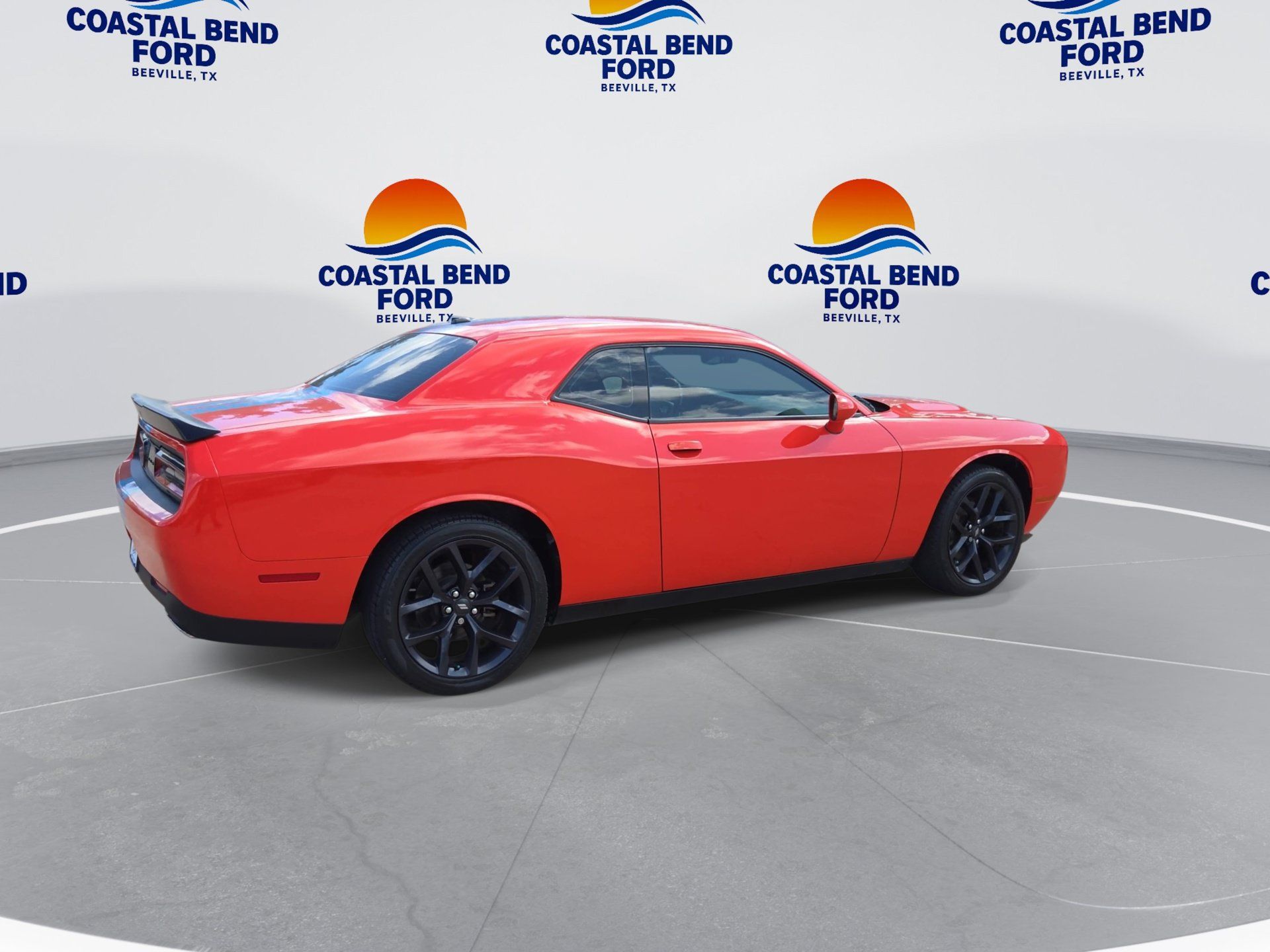Used 2021 Dodge Challenger SXT w/ Blacktop Package RWD image 8