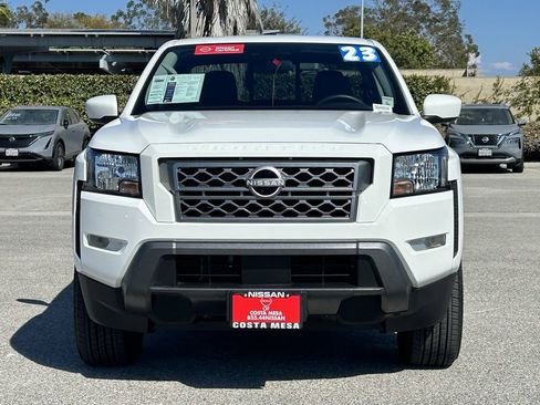 Used 2023 Nissan Frontier SV w/ SV Convenience Package image 6