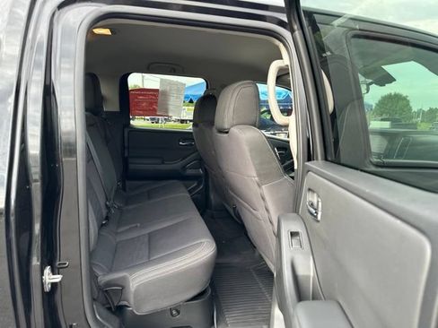 Certified 2022 Nissan Frontier SV AWD/4WD image 22