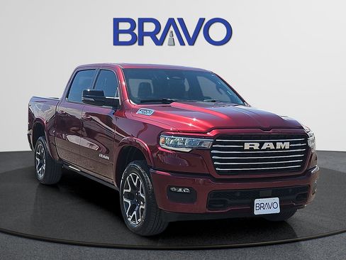 Used 2025 RAM 1500 Laramie w/ Laramie Southwest Edition AWD/4WD image 6