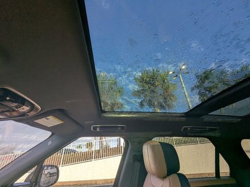 Used 2024 Land Rover Range Rover Sport Dynamic SE image 20