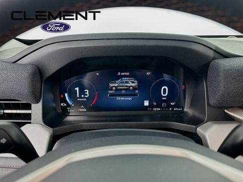 New 2026 Ford Explorer Active image 17