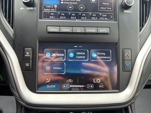 Used 2020 Subaru Outback AWD/4WD image 18