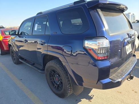 Used 2024 Toyota 4Runner SR5 Premium w/ Moonroof Package image 10