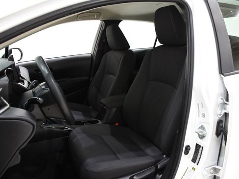 Used 2023 Toyota Corolla LE image 21