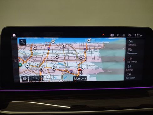 Certified 2023 BMW 530i 530i w/ Convenience Package image 28