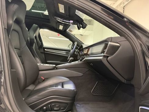 Certified 2022 Porsche Panamera GTS AWD/4WD image 24
