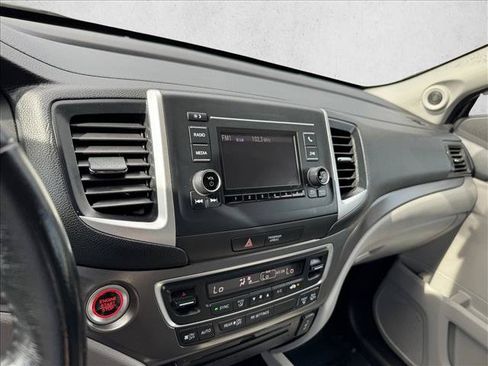 Used 2019 Honda Ridgeline RTL image 15