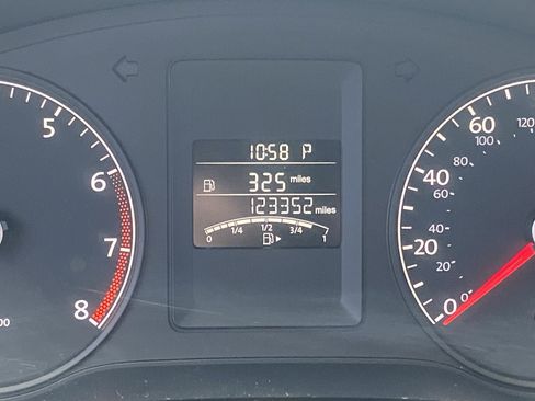 Used 2014 Volkswagen Jetta S image 12