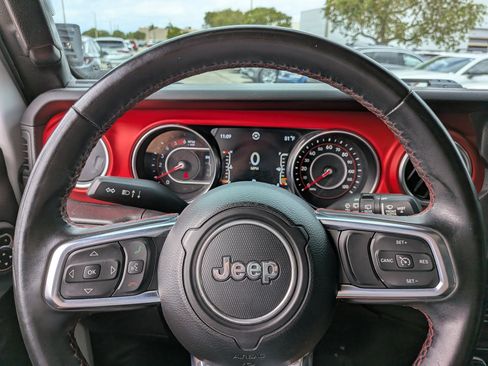 Used 2020 Jeep Wrangler Unlimited Rubicon AWD/4WD image 25