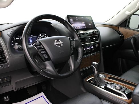 Used 2023 Nissan Armada SL RWD image 17