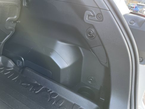 Used 2025 Subaru Crosstrek 2.0i Premium image 17