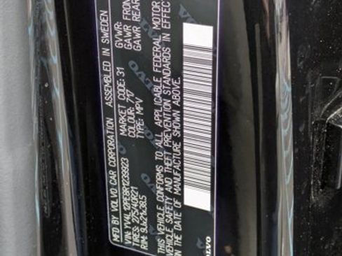 Used 2024 Volvo XC90 B5 Plus w/ Protection Package Premier image 26