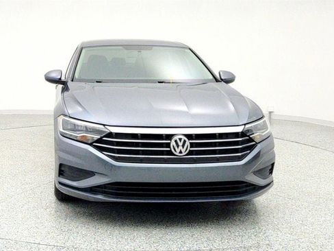 Used 2020 Volkswagen Jetta S w/ Driver Assistance Package image 2