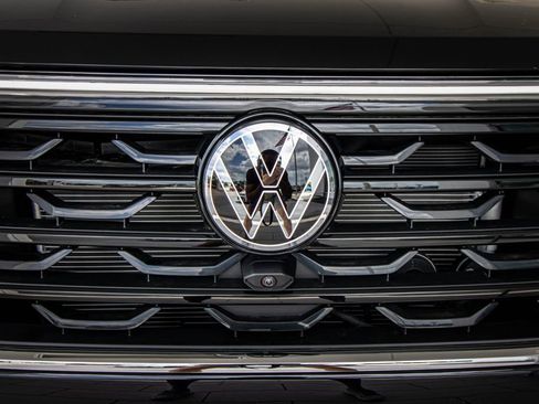 New 2026 Volkswagen Atlas SEL Premium R-Line AWD/4WD image 8