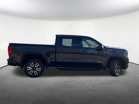 Used 2022 GMC Sierra 1500 AT4 w/ AT4 Premium Package image 14